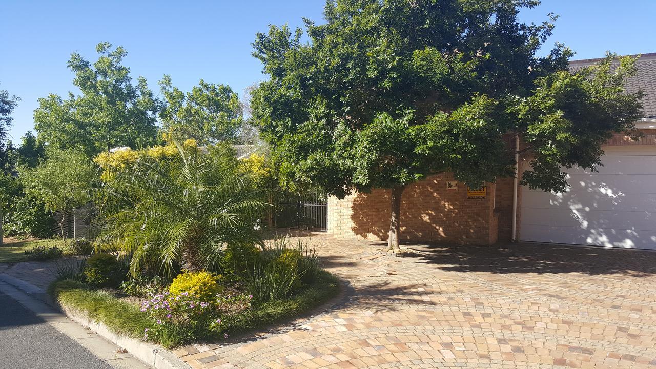 Edelweiss Bed & Breakfast Stellenbosch Kültér fotó